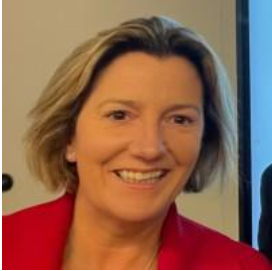 Louise-Gardner.PNG